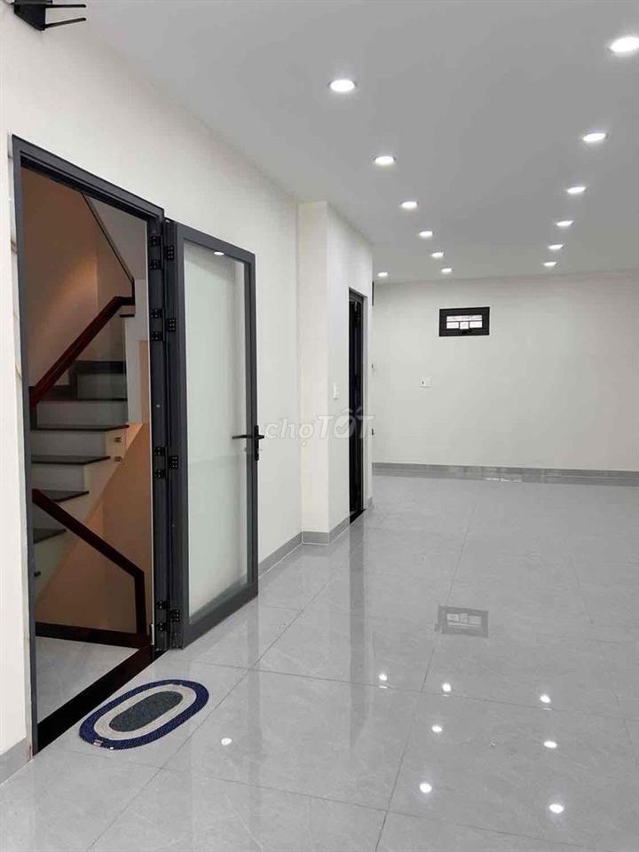 Nhà chị Linh