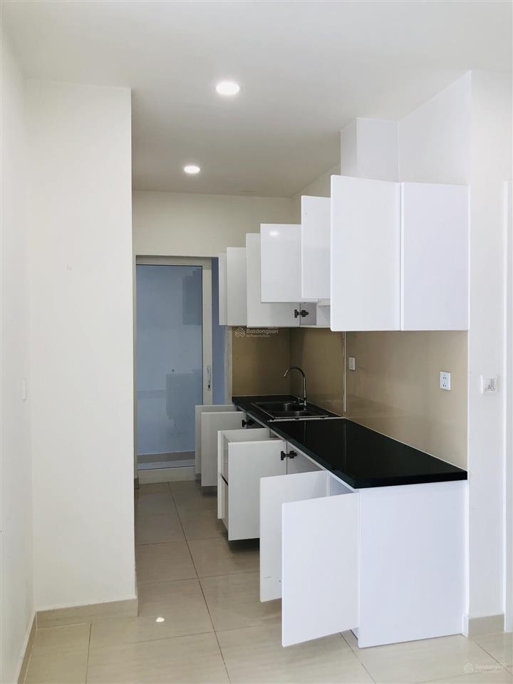 Cho thuê c/c moonlight boulevard 1pn, 1wc, giá 9,5 triệu/tháng full nội thất sát aeon mall bình tân