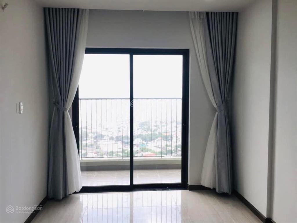 Căn 2pn 2wc 51m2 hướng đông nam view hồ bơi bcons sala. giá 1,8 tỷ  0908 235 *** bình