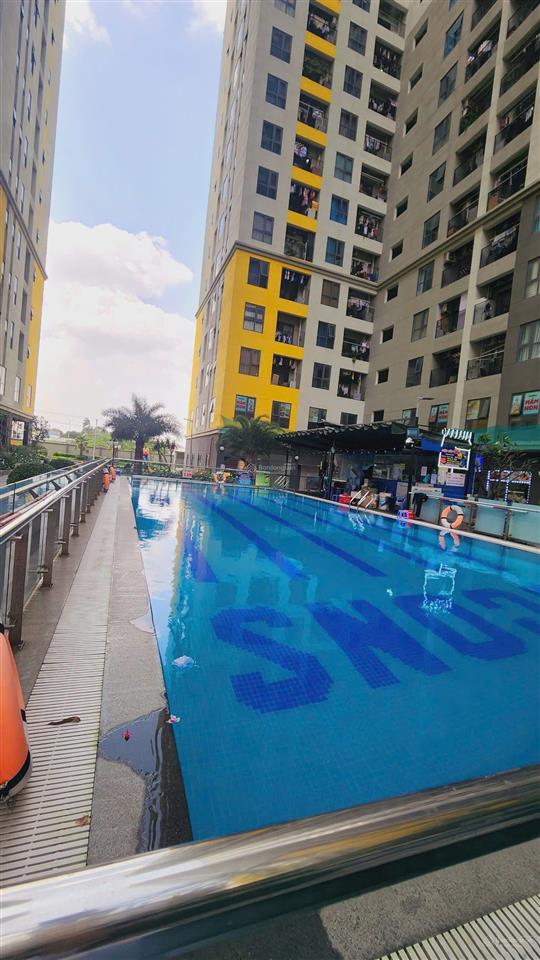 Chính chủ gửi bán lô góc 53m2 giá 2,5ty bao thuế phí, ưu điểm cả 2pn và 2wc đều có cửa sổ.