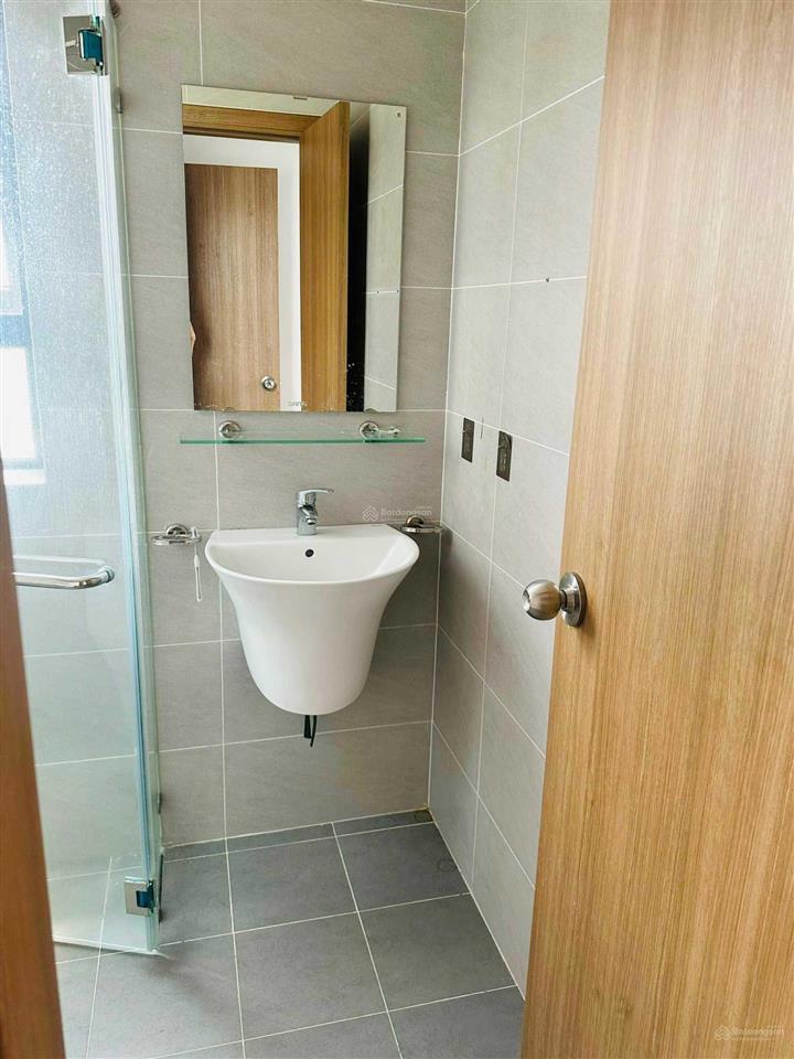 Căn góc chỉ 2,280 tỷ bcons green view thiết kế 2pn 2wc 51m2, tất cả các phòng đều có cửa sổ thoáng.