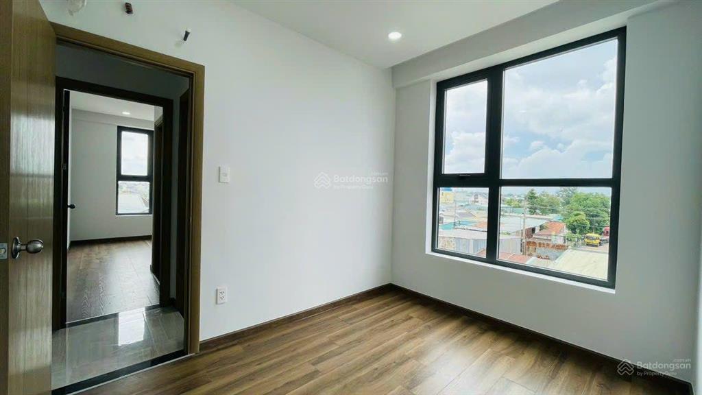 Chính chủ gửi bán bcons sala dt 51,3m2 thiết kế 2pn 2wc, giá 1tỷ8 sổ hồng lâu dài sẵn cầm tay