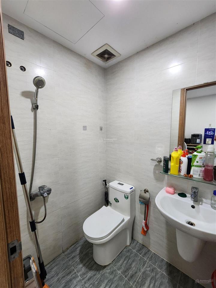 Bán căn 2pn 2wc bcons suối tiên view nhìn về sg và landmark81 rất đẹp, có sẵn nội thất, sổ sẵn