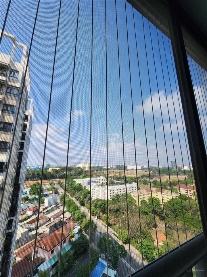 Bán căn 2pn 2wc bcons suối tiên view nhìn về sg và landmark81 rất đẹp, có sẵn nội thất, sổ sẵn