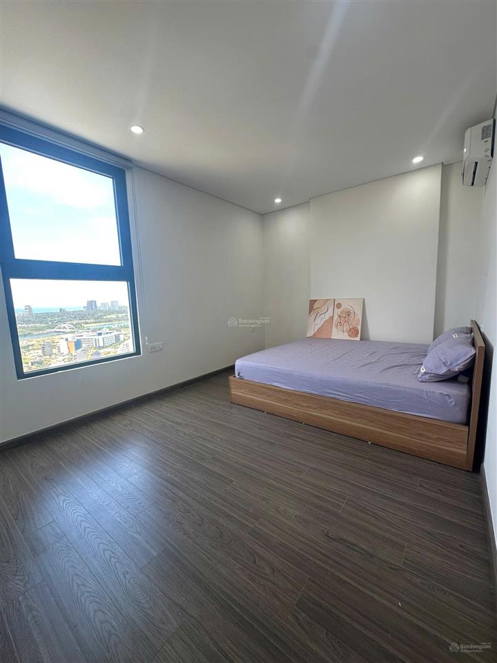Cho thuê căn góc đông nam fpt plaza 2, tầng cao, 14tr/tháng