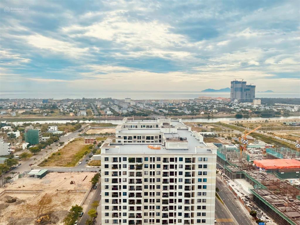 Cho thuê căn góc đông nam fpt plaza 2, tầng cao, 14tr/tháng
