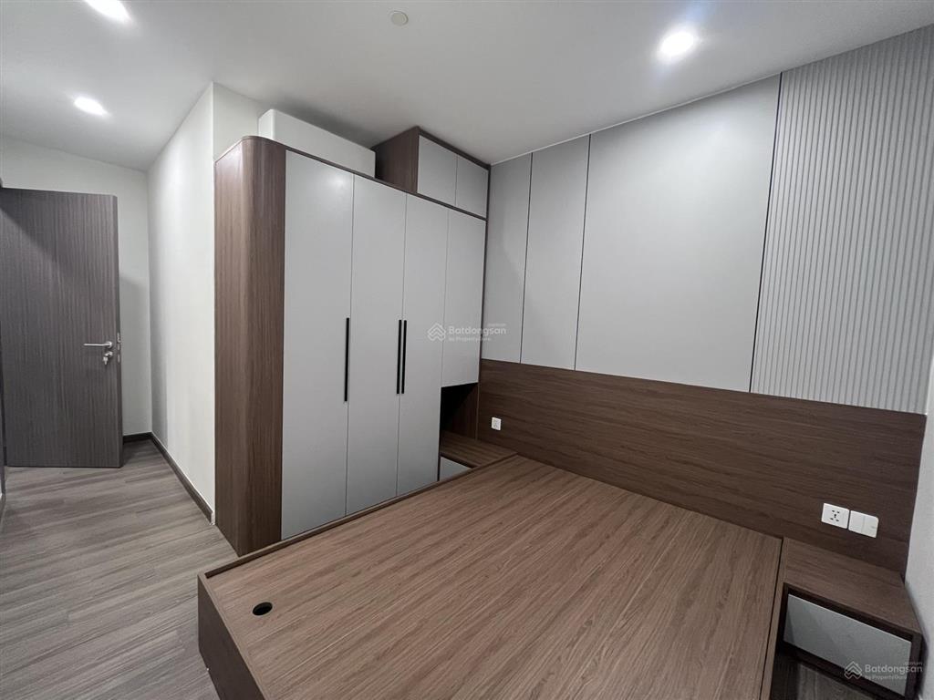 Cho thuê căn hộ fpt plaza 3 tầng cao, 2pn giá chỉ 12tr/tháng