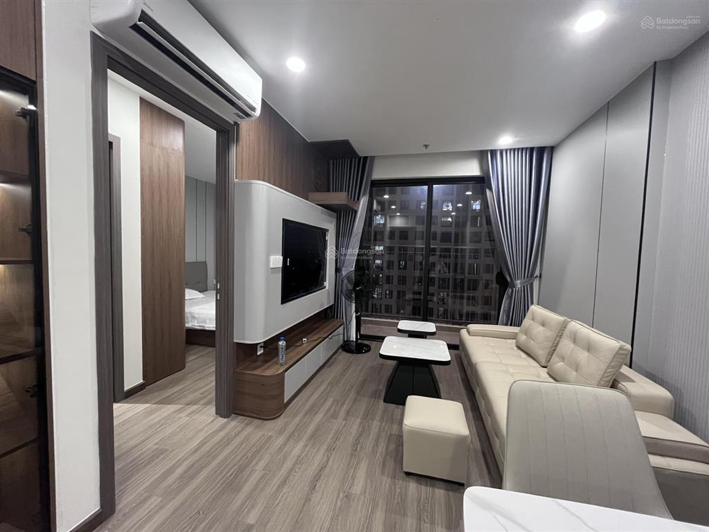 Cho thuê căn hộ fpt plaza 3 tầng cao, 2pn giá chỉ 12tr/tháng