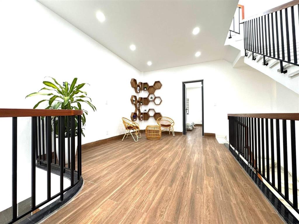 Siêu phẩm 3 tầng 3 mê kiệt 6m tôn đản  an khê  đà nẵng