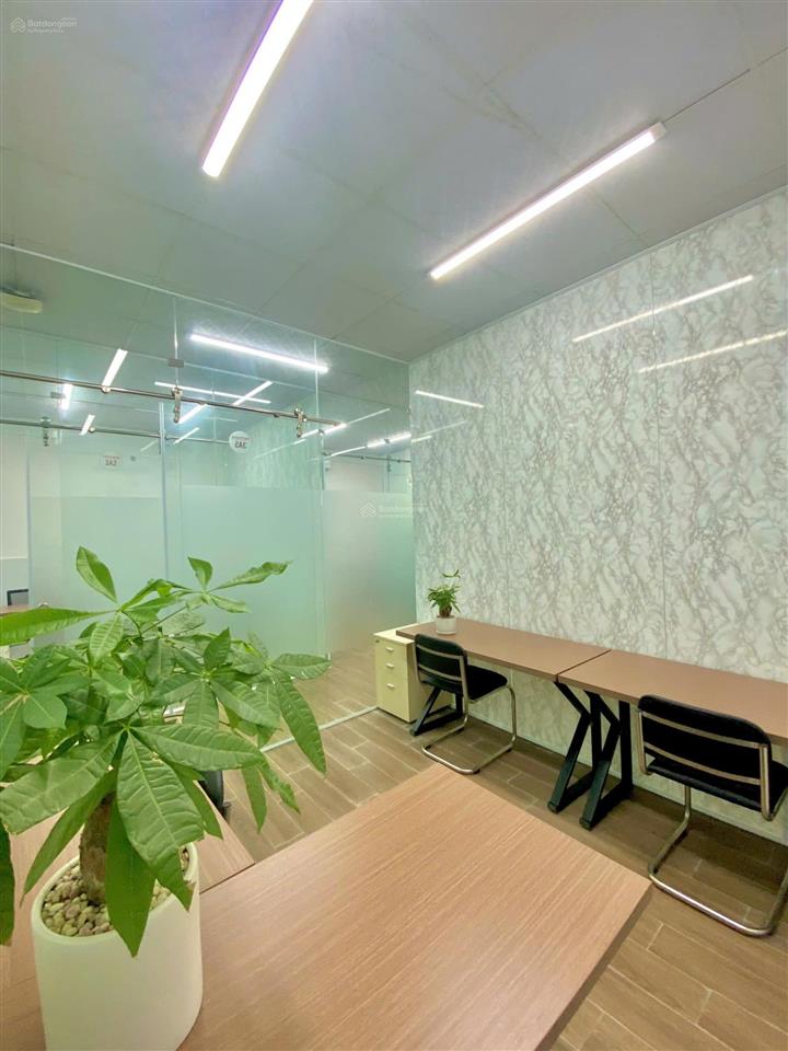 Văn phòng mới bình thạnh với đầy đủ nội thất di chuyển gần trung tâm quận 1.  0981 291 *** nhung