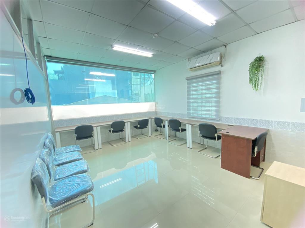 Văn phòng quận 1 tại phan kế bính có sẵn nội thất tại quận 1.  0981 291 ***  ms. nhung