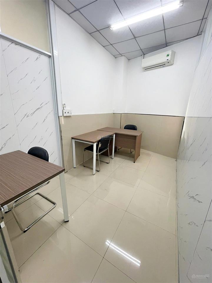 Văn phòng phú nhuận cho thuê cho từ 36 nv với giá siêu rẻ, có sẵn nội thất vào làm việc ngay