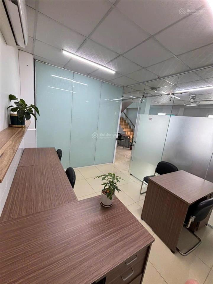 Cho thuê văn phòng có sẵn nội thất, giá tốt tại bình thạnh, có phòng họp, lễ tân