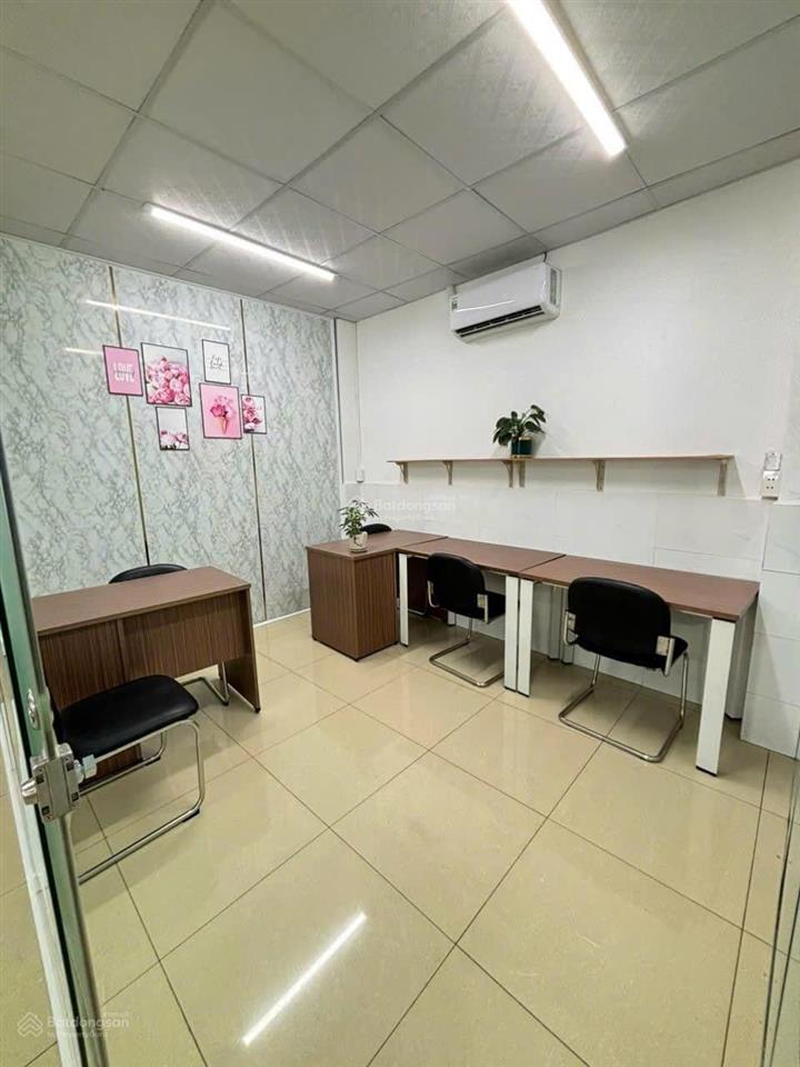 Cho thuê văn phòng có sẵn nội thất, giá tốt tại bình thạnh, có phòng họp, lễ tân