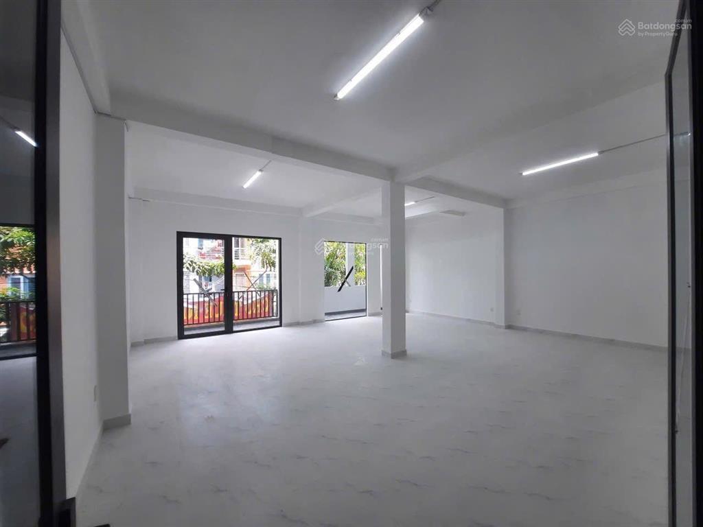 Bán nhà 10 x20m xây 1 trệt 3 lầu mặt tiền phường tây thạnh, tân phú