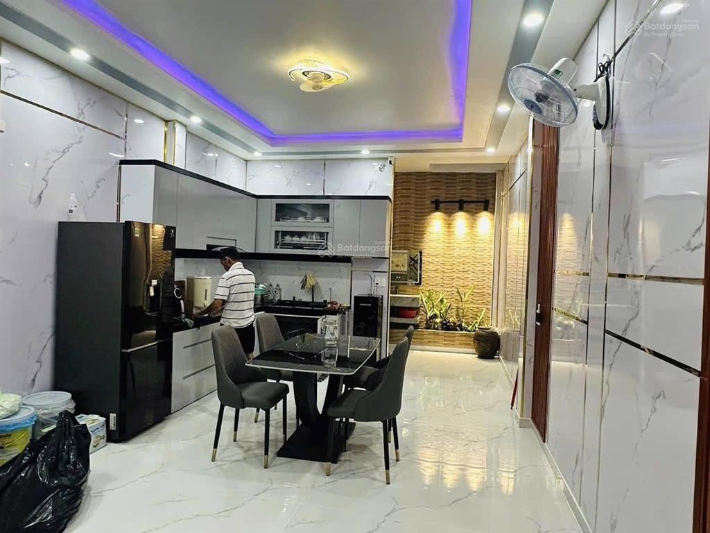 Bán nhà hẻm xe hơi 6m ngay aeon mall tân phú 4x15m 1 lầu đúc mới nội thất cao cấp
