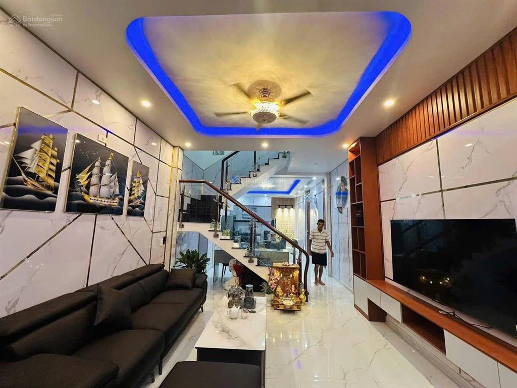 Bán nhà hẻm xe hơi 6m ngay aeon mall tân phú 4x15m 1 lầu đúc mới nội thất cao cấp