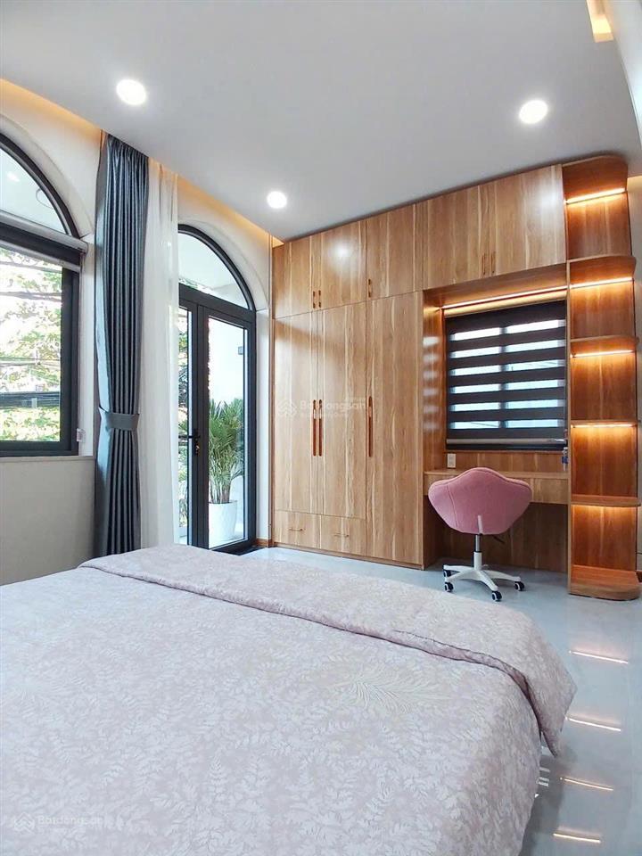 Bán nhà hẻm xe hơi 5m 4x15m 1 lầu đúc mới full nội thất