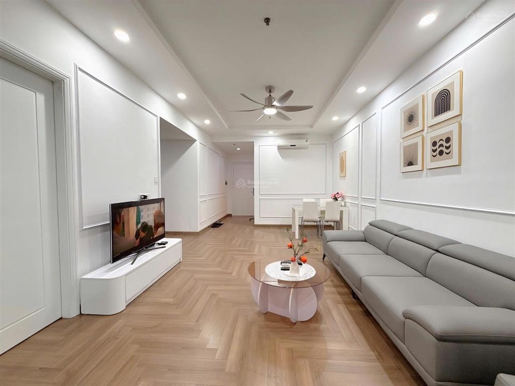 Bán căn hộ tại toà vip t11  chung cư times city, giá cực chất 8 tỷ, 83m2, 2pn, 2wc