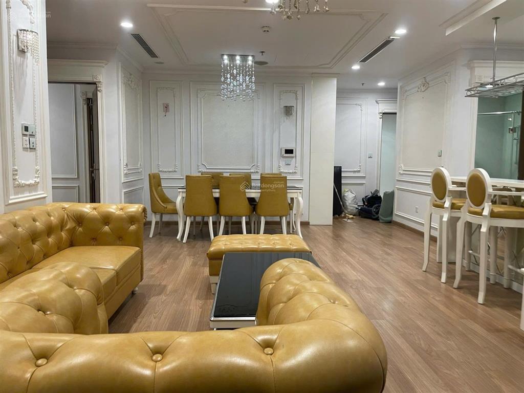 Bán cc times city tại toà t11, 10,6 tỷ vnd, 106m2, đẹp, nhiều tiện ích hot