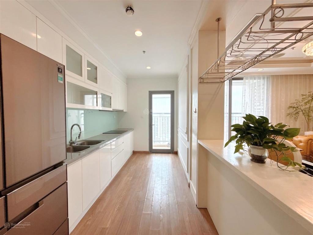 Cho thuê căn hộ 3pn, 2wc tại p11 vinhomes times city  park hill, giá siêu hời 24 triệu, 125m2
