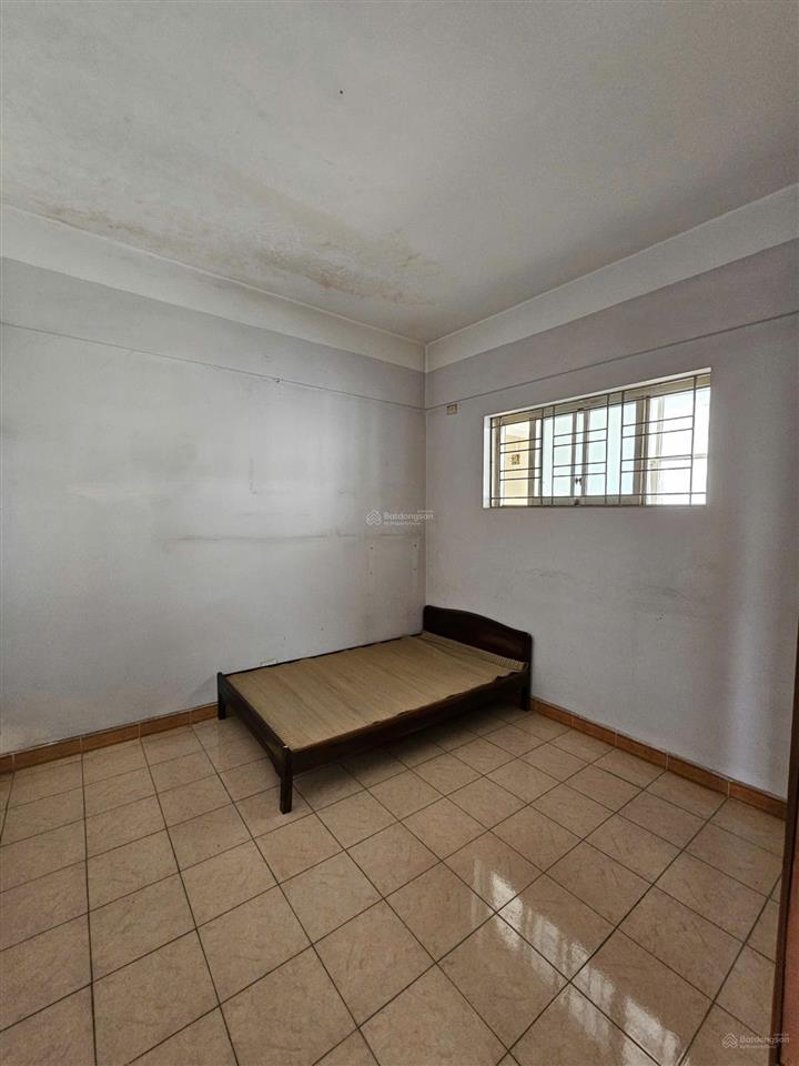 Căn hộ chung cư nơ 8 bán đảo linh đàm, hướng đông nam view hồ, tầng cao, 3pn, 2wc
