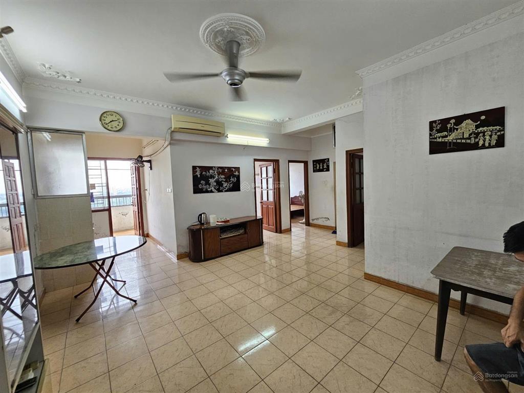 Căn hộ chung cư nơ 8 bán đảo linh đàm, hướng đông nam view hồ, tầng cao, 3pn, 2wc