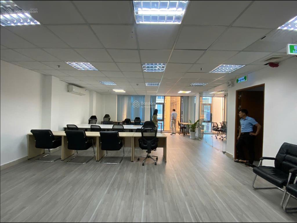 Văn phòng 45m2, mt bạch đằng, phường 2, quận tân bình