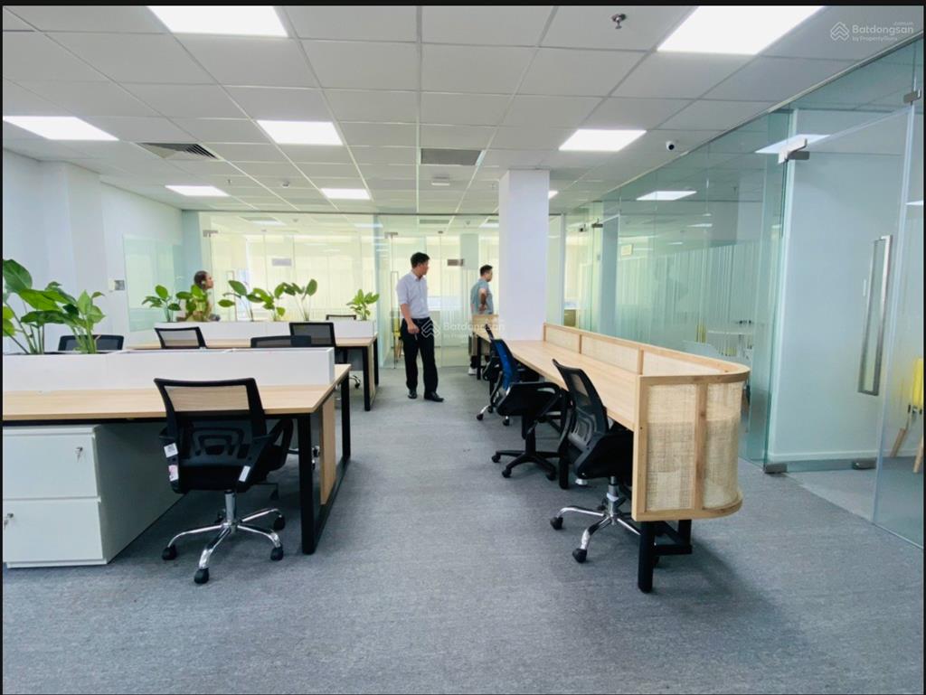 Văn phòng 300m2, mt nguyễn văn trỗi, phường cầu kiệu, quận phú nhuận