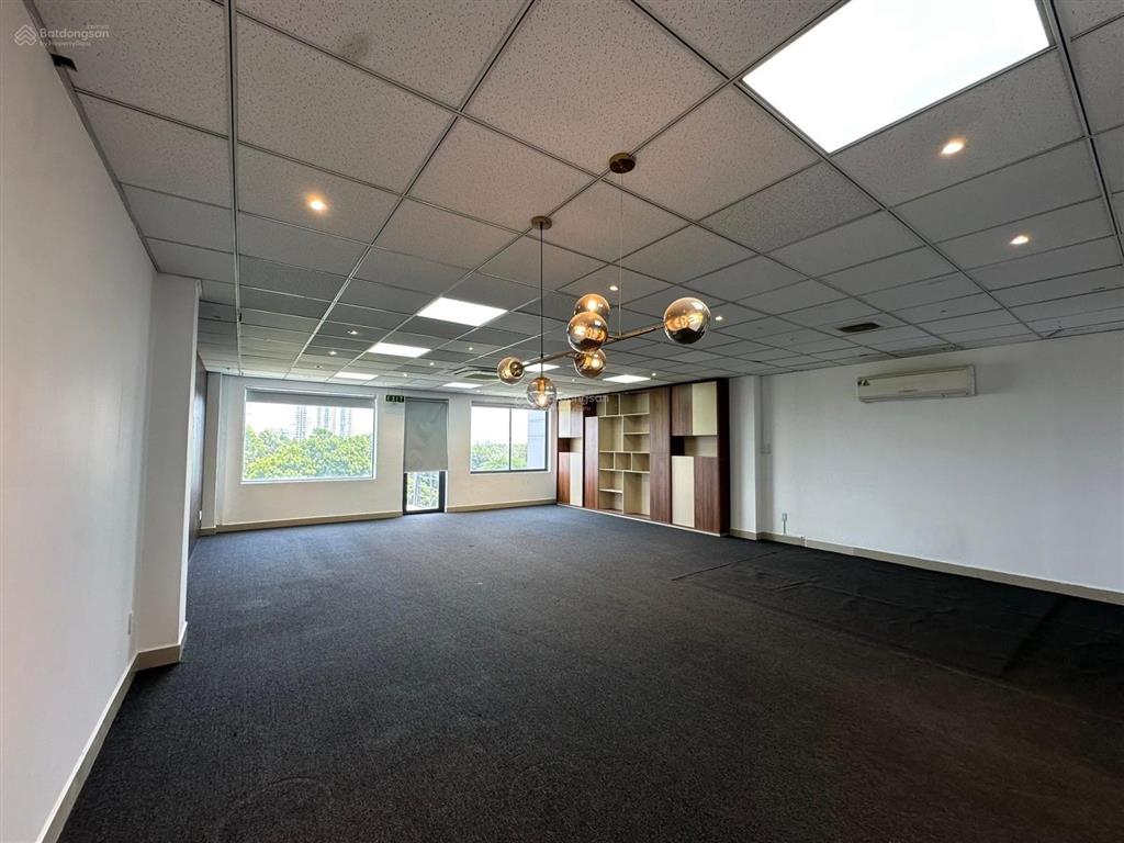 Văn phòng đẹp xuất sắc cho thuê tại bạch đằng 2, 46 triệu, 150m2