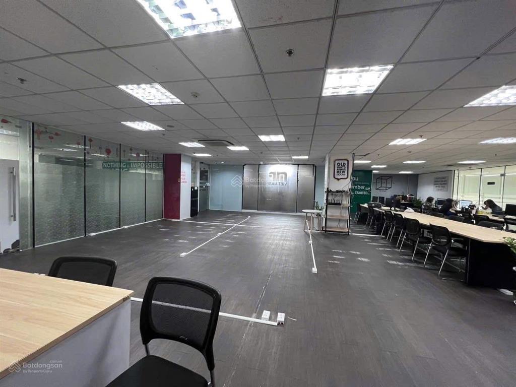 Văn phòng 400m2 , mt nguyễn gia trí, p.25, quận bình thạnh (rẻ tiết kiệm chi phí)