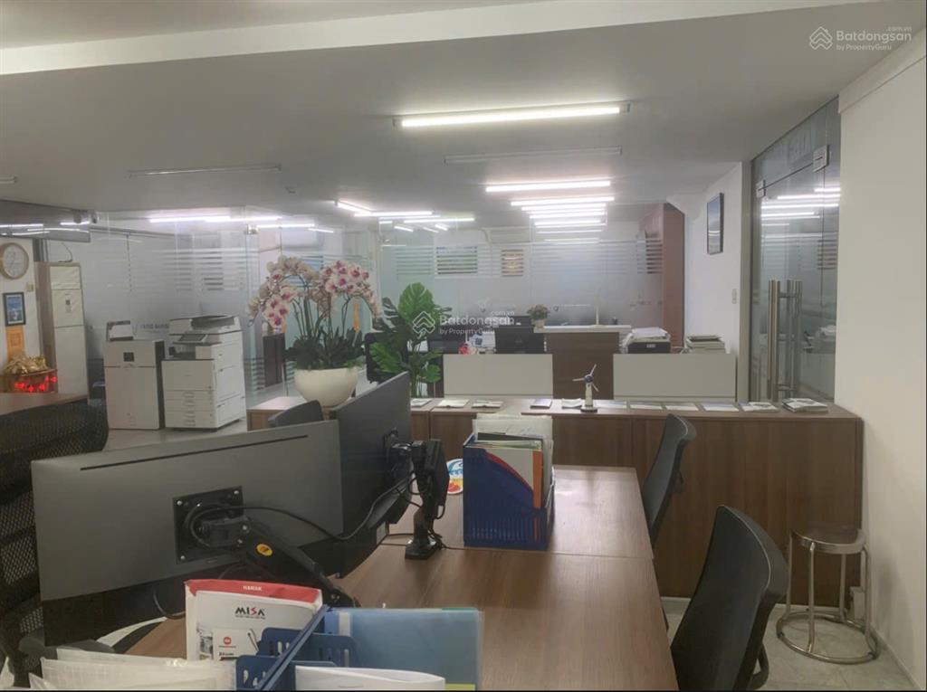 Văn phòng 120m2 , mt lam sơn, phường 2, quận tân bình