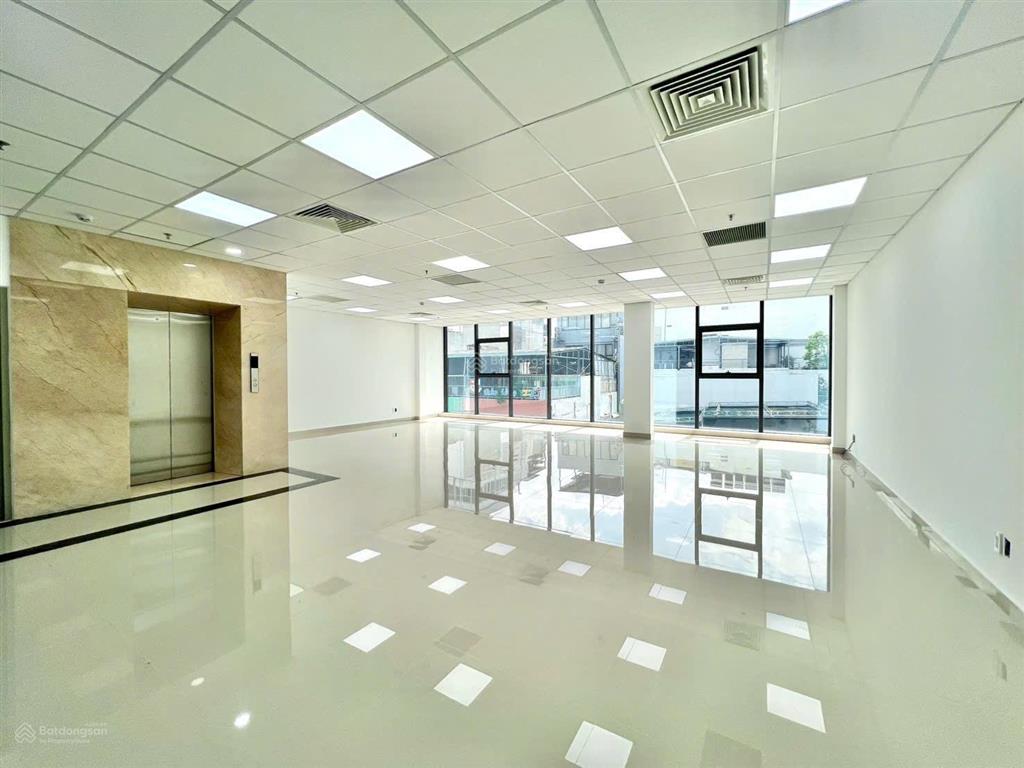 Văn phòng 90m², mt ung văn khiêm, p.25, quận bình thạnh