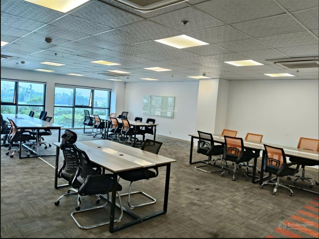 Cho thuê văn phòng full nội thất (diện tích 250m2), quận bình thạnh