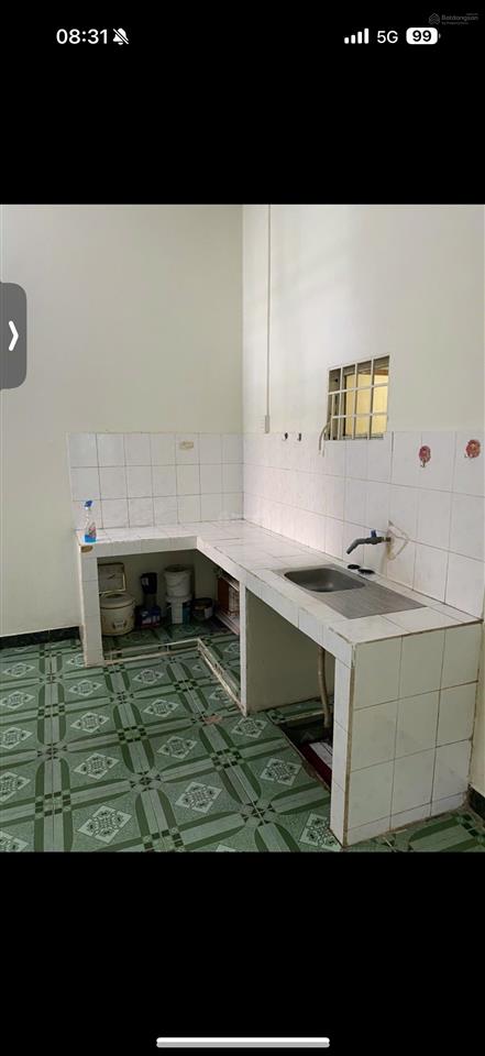 Cho thuê nhà quận 9, 160m2, xe hơi vào đậu trong nhà.