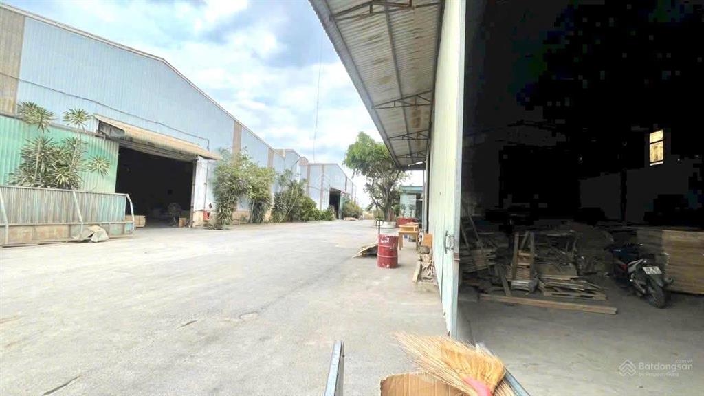 Cho thuê xưởng 9000m2 gần đường hoàng văn bổn , phường trảng dài, đồng nai