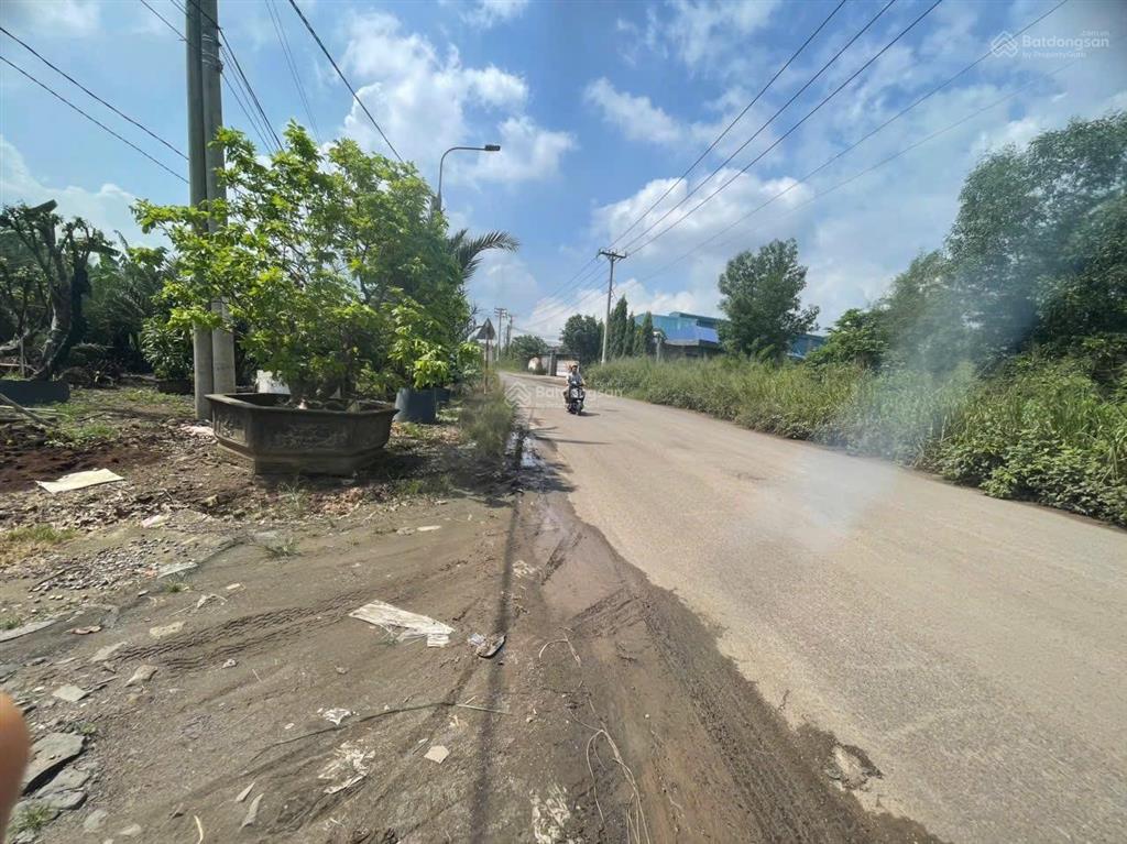Bán lô đất mặt tiền đường nhựa đã được quy hoạch skc chỉ 13 tỉ