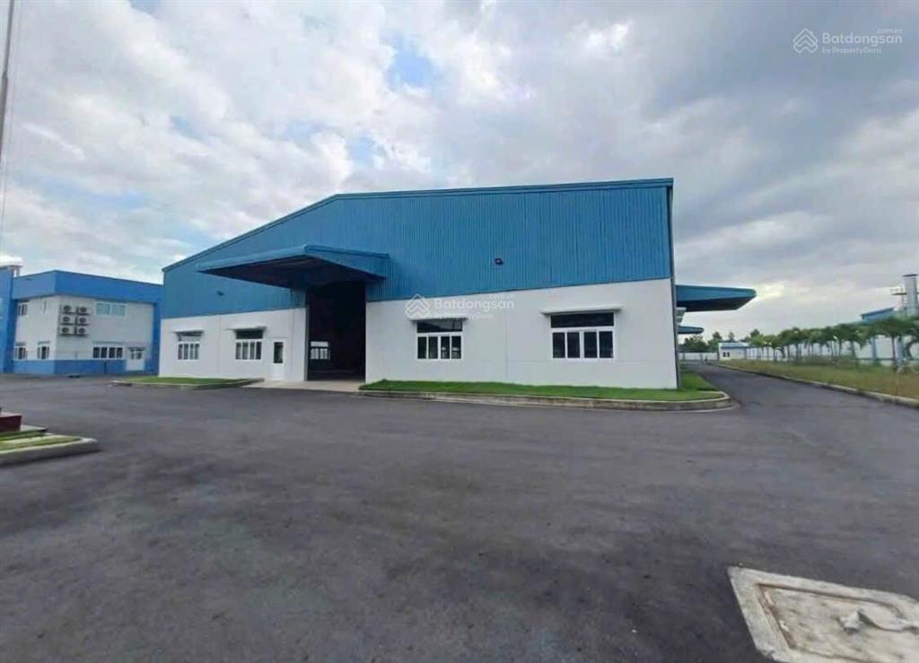 Cần chuyển nhượng nhà máy sản xuất 4.900m2 tại kcn long thành chỉ 34 tỉ