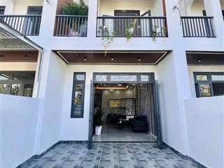 Chính chủ bán gấp căn nhà ngay ngã 4 phường tân triều sổ hồng thổ cư 579tr nhận nhà