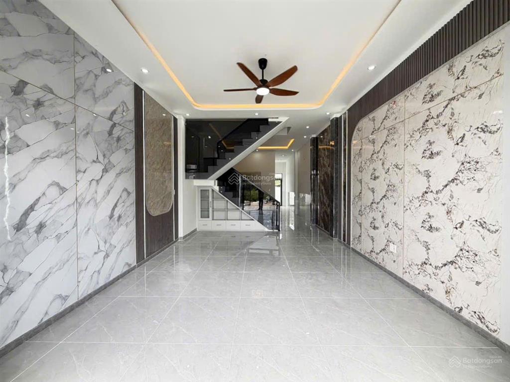 Nhà ngay tp biên hòasổ hồng riêng thổ cư hoàn công chỉ cần 600tr nhận nhà