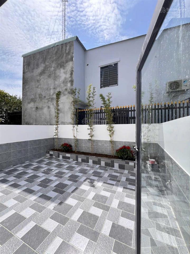 Nhà ngay tp biên hòasổ hồng riêng thổ cư hoàn công chỉ cần 600tr nhận nhà