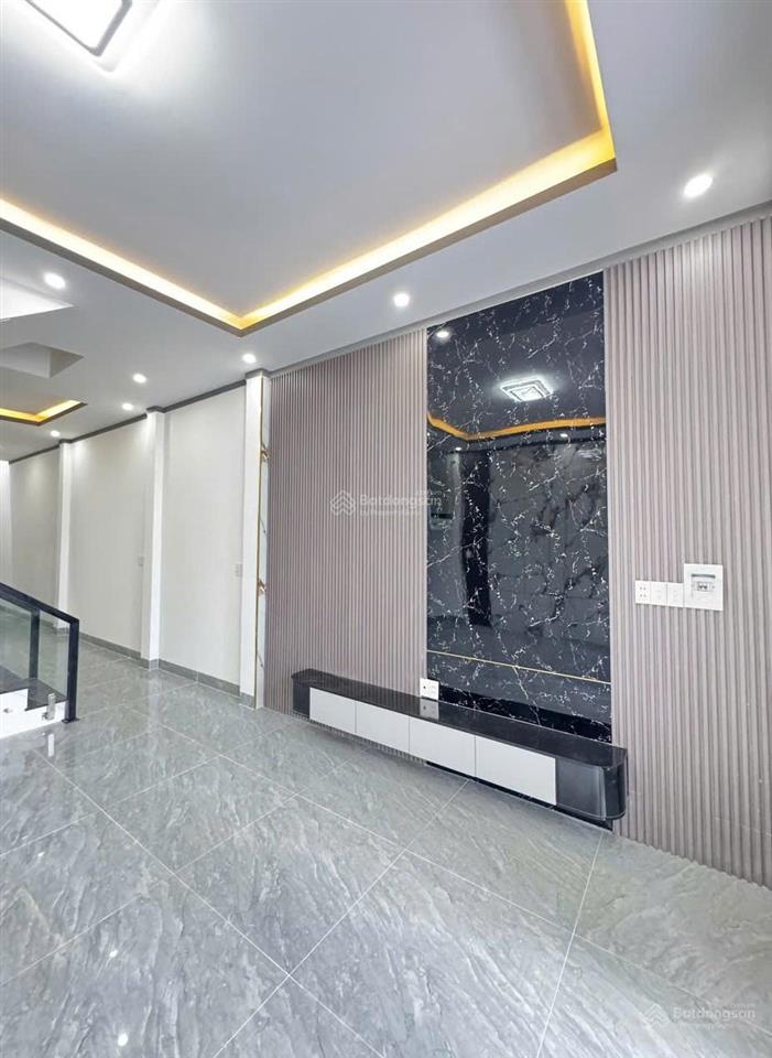 Nhà nhà 5x19 ngay tp biên hòakdc bửu longsổ riêng thổ cư800tr nhận nhà