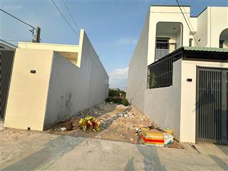 Chính chủ bán gấp lô đất 90m2 ,sổ riêng thổ cư ngay chợ thạnh phú  tân triều