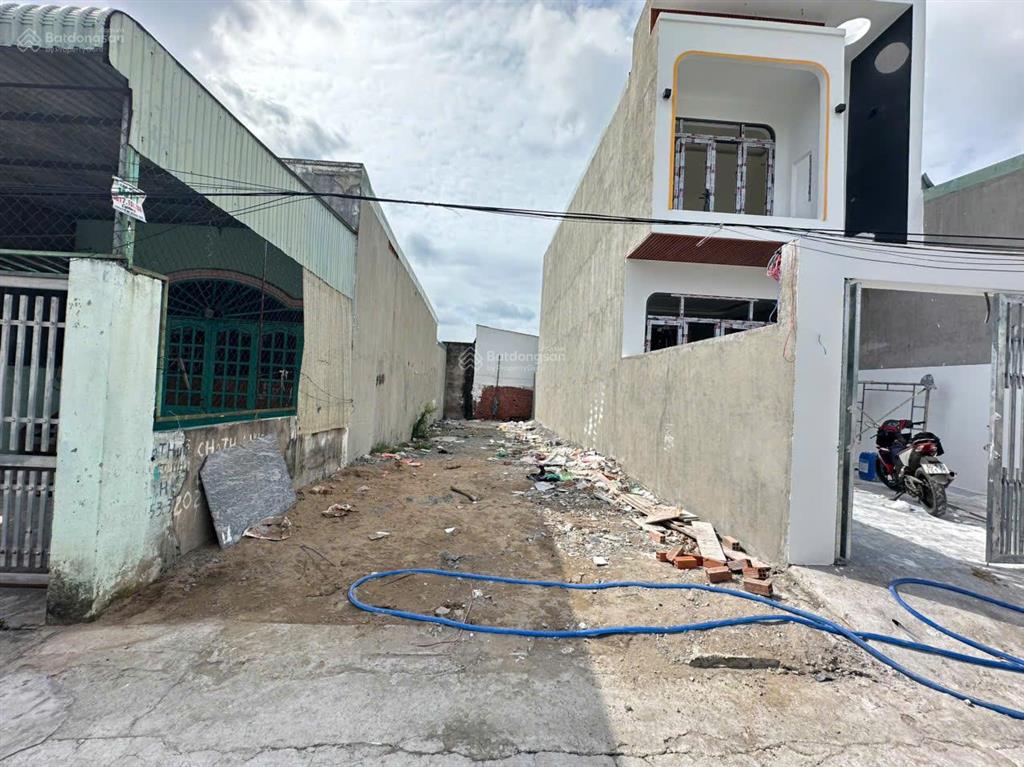 Bán gấp lô đất 119m2 sổ riêng thổ cư ngay đường trục 16 cây xăng đức hưng
