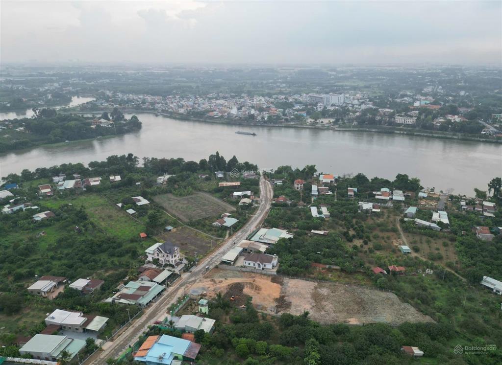 Bán đất nền sổ hồng riêng thổ cư gần sông mát mẻ  chỉ cần 300tr nhận đất