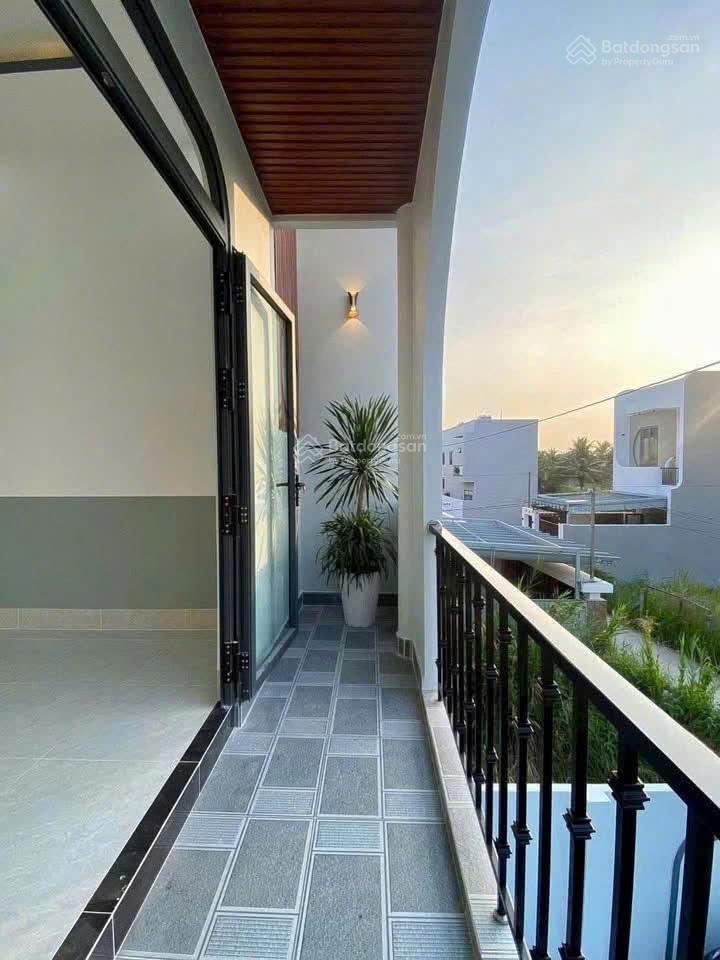 Bán nhà 1 trệt 1 lầu ngay cây xăng đức hưng đường đồng khỏisổ riêng thổ cư