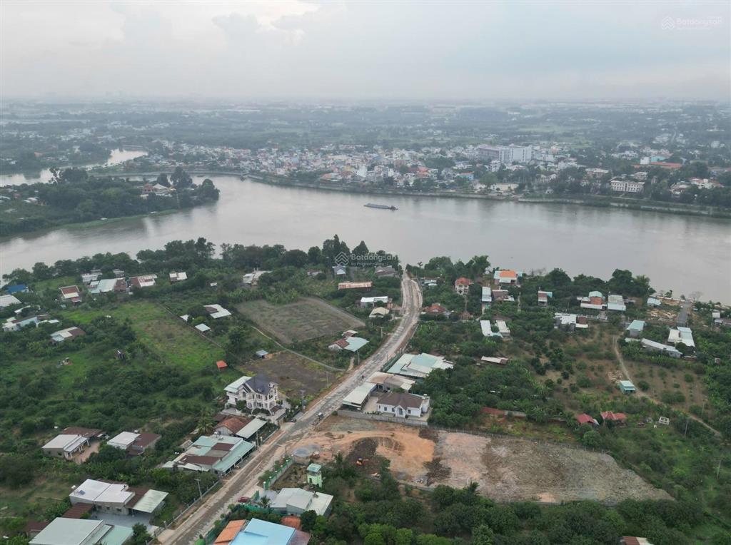 Đất nền view sông mát mẻ  sổ riêng thổ cư  giá chỉ 900tr  chỉ cần 250tr nhận đất