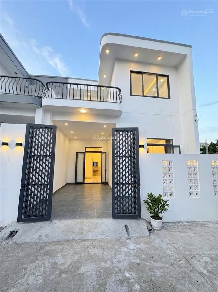 Bán nhà đẹp ngang 7 mét ngay trung tâm phường tân triểu
