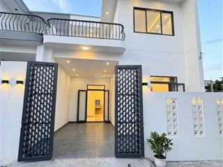 Bán nhà đẹp ngang 7 mét ngay trung tâm phường tân triểu