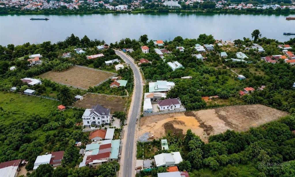 Đất nền mặt tiền đường nhựa  ngay trung tâm phường tân triều  chỉ 980tr